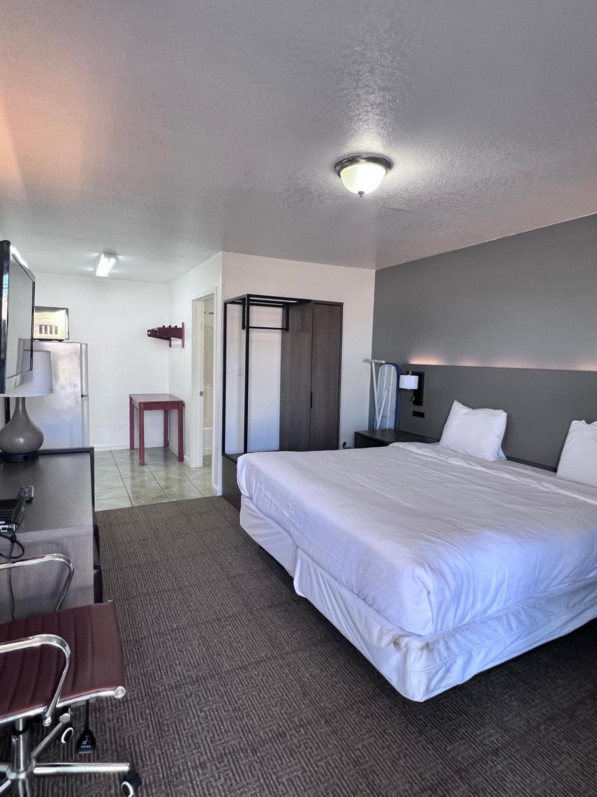 Oyo Garden Inn And Suites Pearsall I-35 East Exterior foto